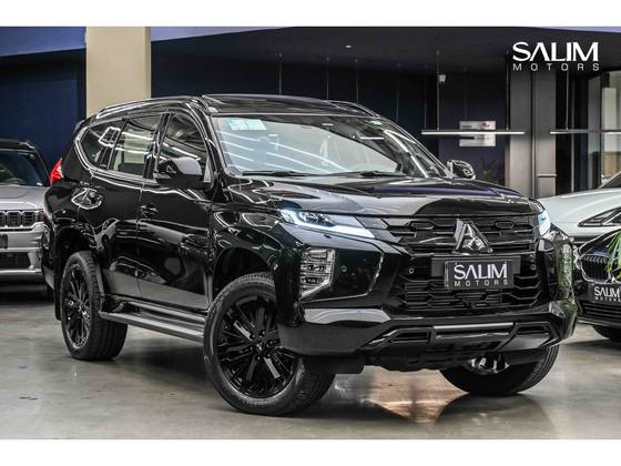 MITSUBISHI PAJERO SPORT 2.4 16V MIVEC TURBO DIESEL LEGEND BLACK AWD AUTOMÁTICO